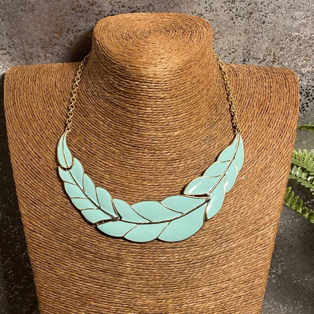 Elegant Gold and Mint Leaf Necklace
